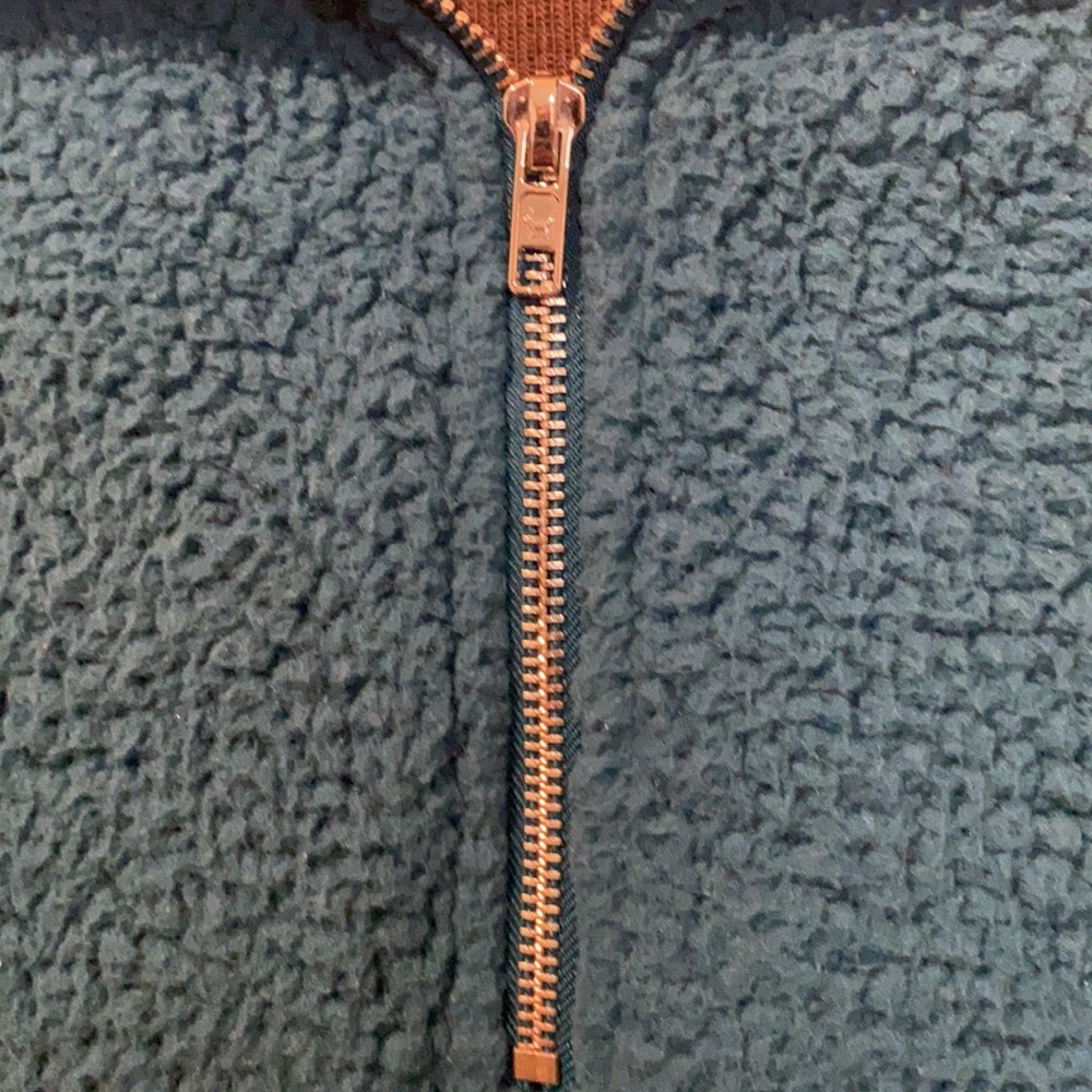 Pink Crop Micro Fleece - Picture 7 of 9